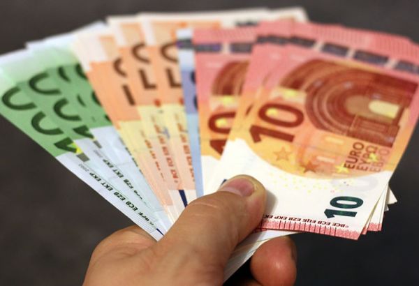 Plusieurs billets en euros